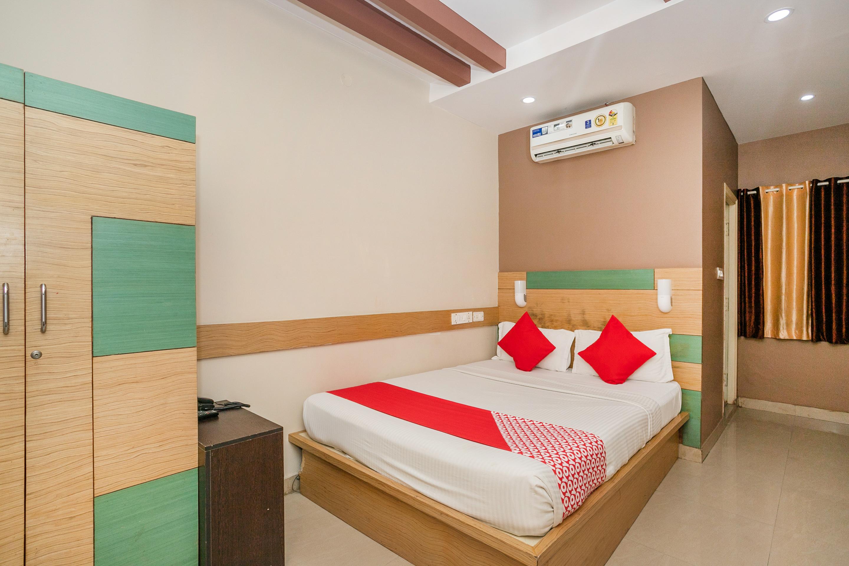 Oyo 436 Emirates Suites Bangalore Ngoại thất bức ảnh